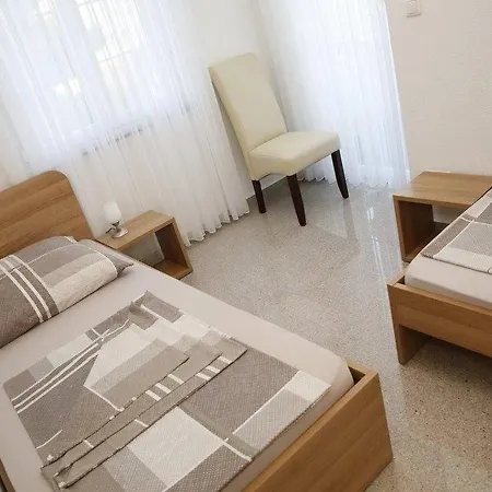 Simic Βόντιτσε