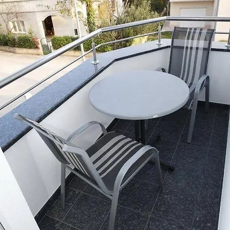 Simic * Βόντιτσε