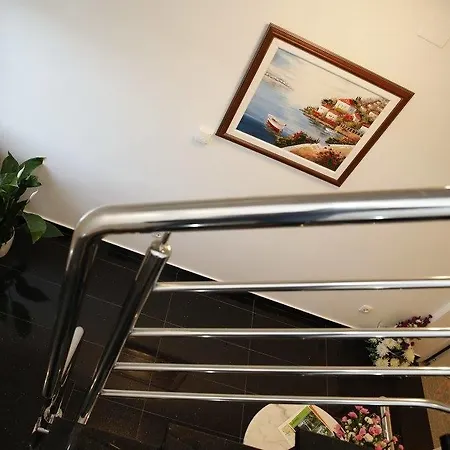 Simic Διαμέρισμα