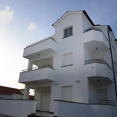 Simic Διαμέρισμα *