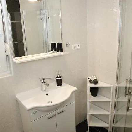 Διαμέρισμα Simic Βόντιτσε